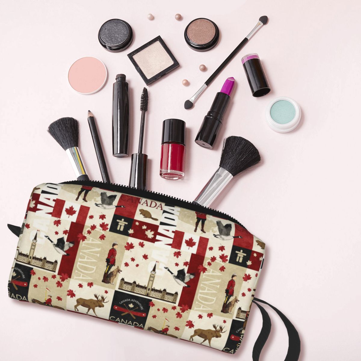Piórnik z flagą Kanady, motyw  – Women Bags In Canada recenzja i cena